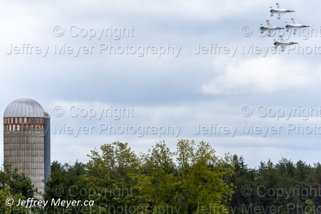 USAF Thunderbirds fly over farmland in Gatineau, QC 