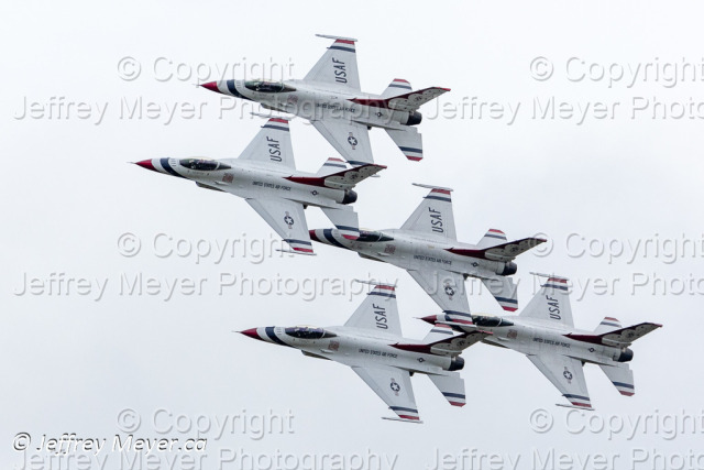 USAF Thunderbirds at Aero Gatineau 2024 